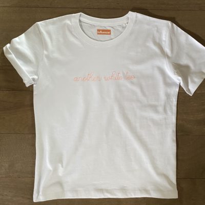 T-shirt another white tee filo arancio fluo